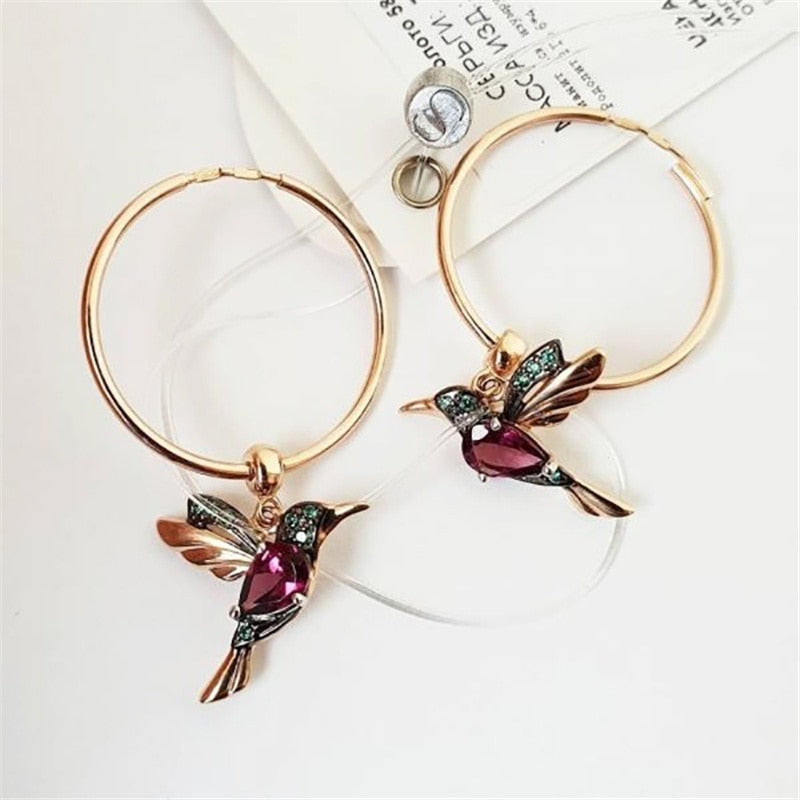 Exquisite Bird-shaped Hummingbird Hoop Pendant Crystal Pendant Earrings Tassel Bird Earrings for Womens Wedding Jewelry