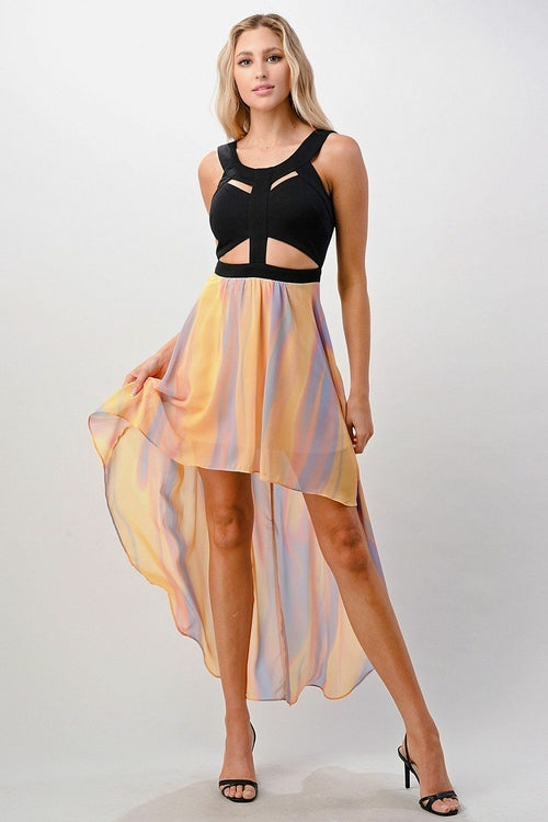 High-Low-Kleid mit Farbblockausschnitt und Ausschnitten