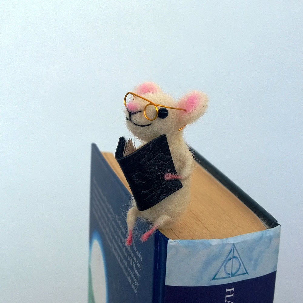 Maus Lesezeichen Miniatur Wollmaus Tier umweltfreundlich Waldorf Lustige Geschenkidee Komische Idee Geschenk für Buchliebhaber Süße Lesezeichenfigur