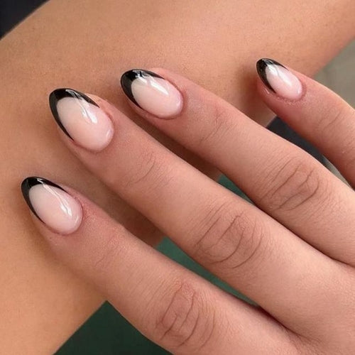 Französische ovale künstliche Nägel für Mädchen, 24 Stück, schwarzes Kantendesign, nackte Farbe