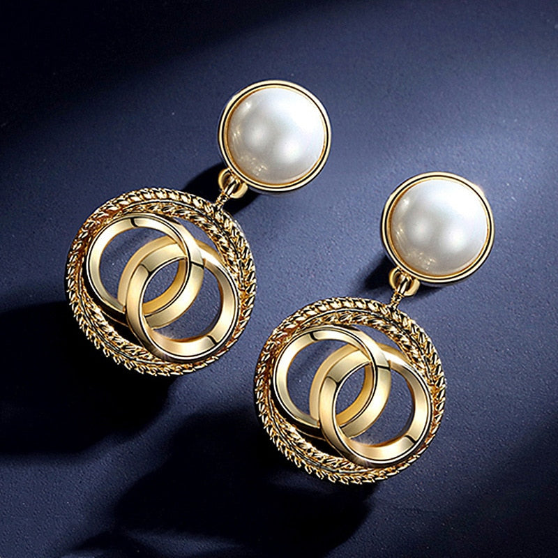 Pendientes de gota de perlas blancas de gran tamaño coreanos para mujer, pendientes de boda de perlas redondas doradas bohemias, regalo de joyería