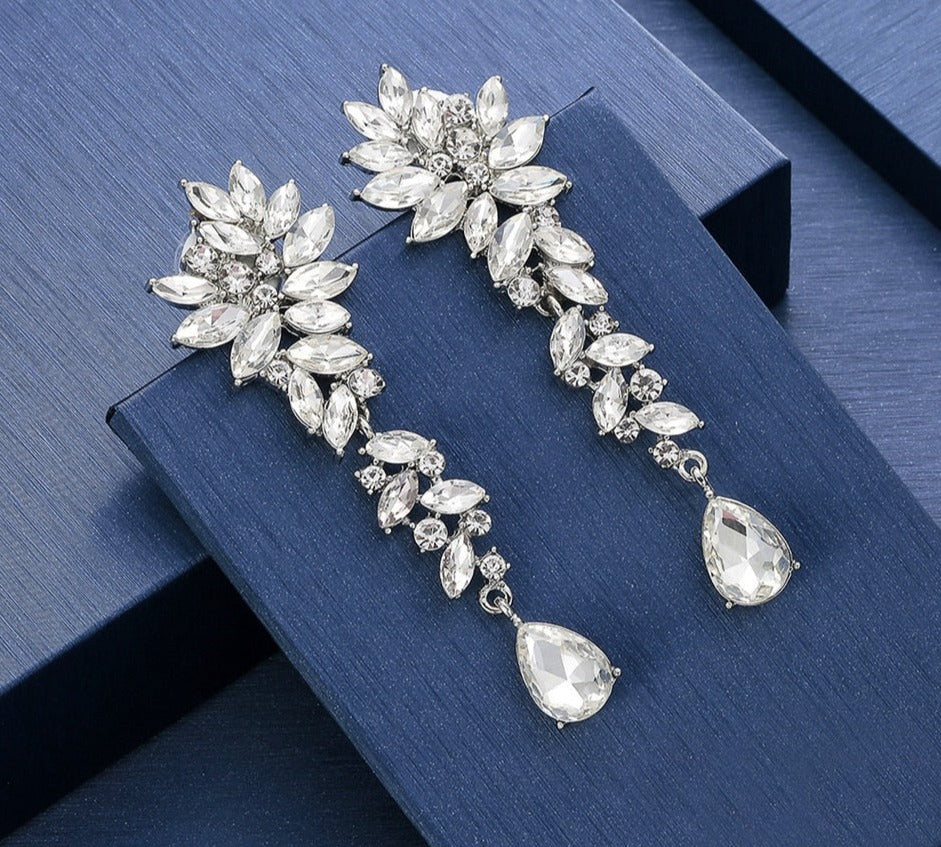 Cluster Leaf Crystal Women Drop Earrings Silver Color Bridal Teardrop Long Earring Pin Clip on Earrings