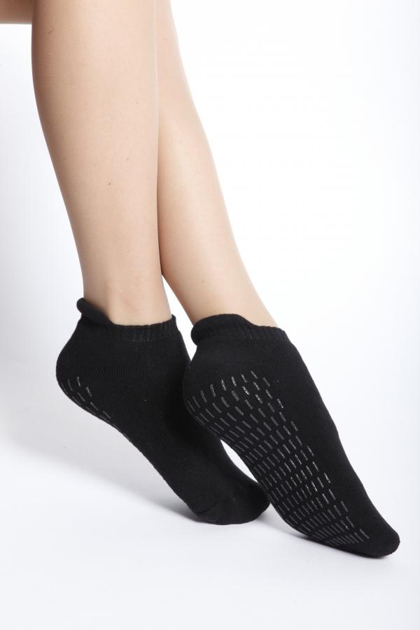 FINN womens black anti-slip socks