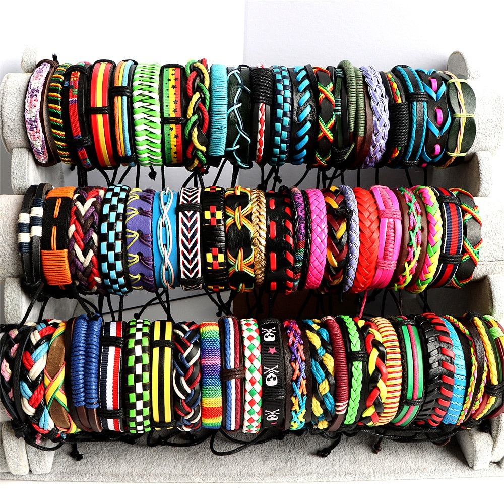 20 unids/lote de pulseras de cuero Retro Vintage hechas a mano, brazalete colorido, joyería para mujeres y hombres, mezcla de estilos, regalos de fiesta ajustables