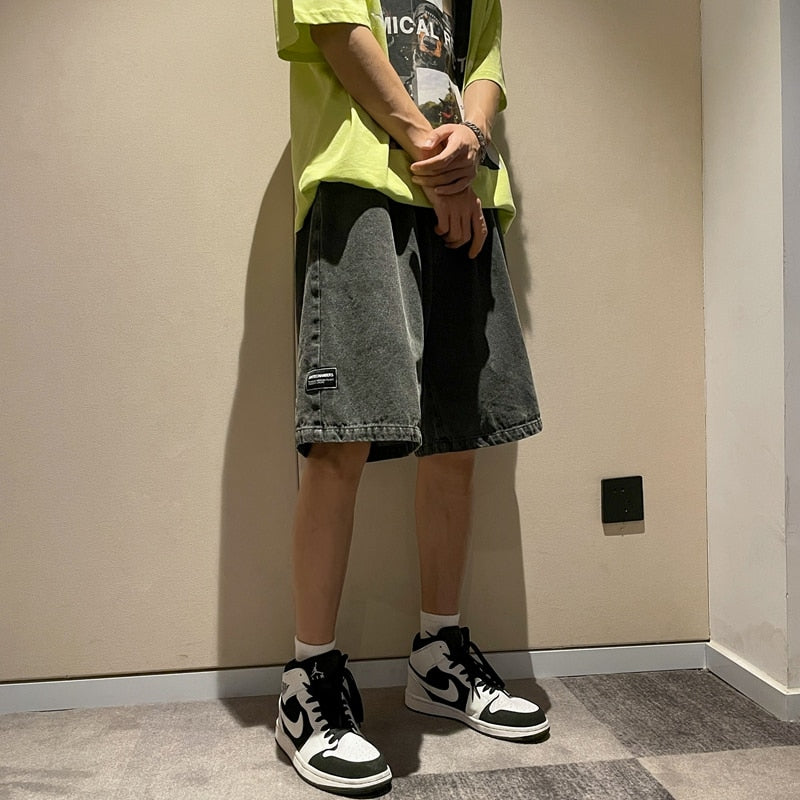 Korean Style Sommer Herren Schwarz Wide Leg Denim Shorts 2022 Neue Art und Weise beiläufige Baggy Short Jeans Male Brand Kleidung