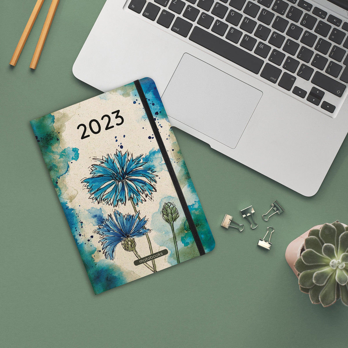 Nachhaltiger A5 Kalender 2023 aus Graspapier - Samaya "Wildflower" (DE/EN)