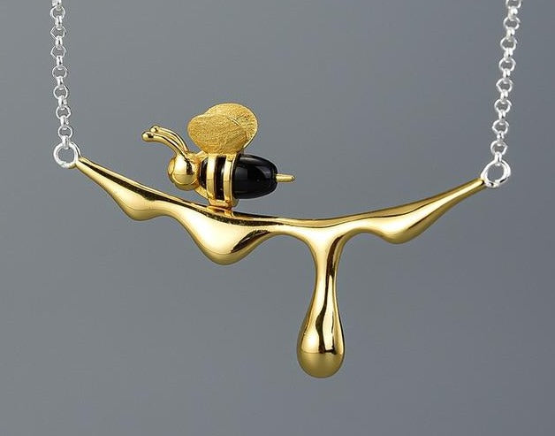 18K Gold Bee And Dripping Honey Pendant Necklace | Honey Bee Pendant | Gold Bee Charm | Bee Necklace | Women Necklace | Honey Lover Necklace