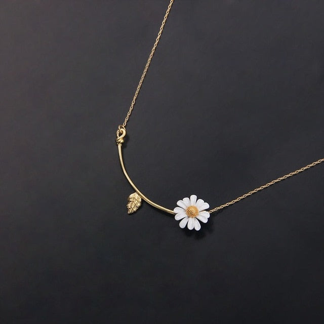 Design Gold Color Daisy Flower Bee Animal Asymmetry Adjustable Buckle Bracelet for Women Girl Set Jewelry Part