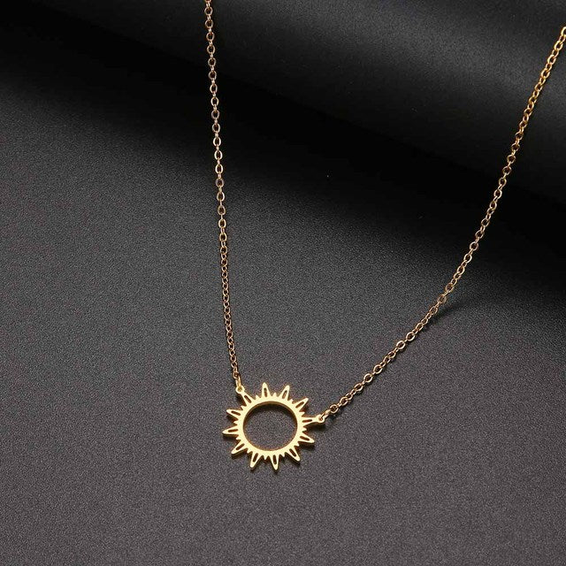 316L Stainless Steel Necklace Gold Circle Irregular Sun Hollow Out Round Pendant Necklaces For Women Jewelry Gifts