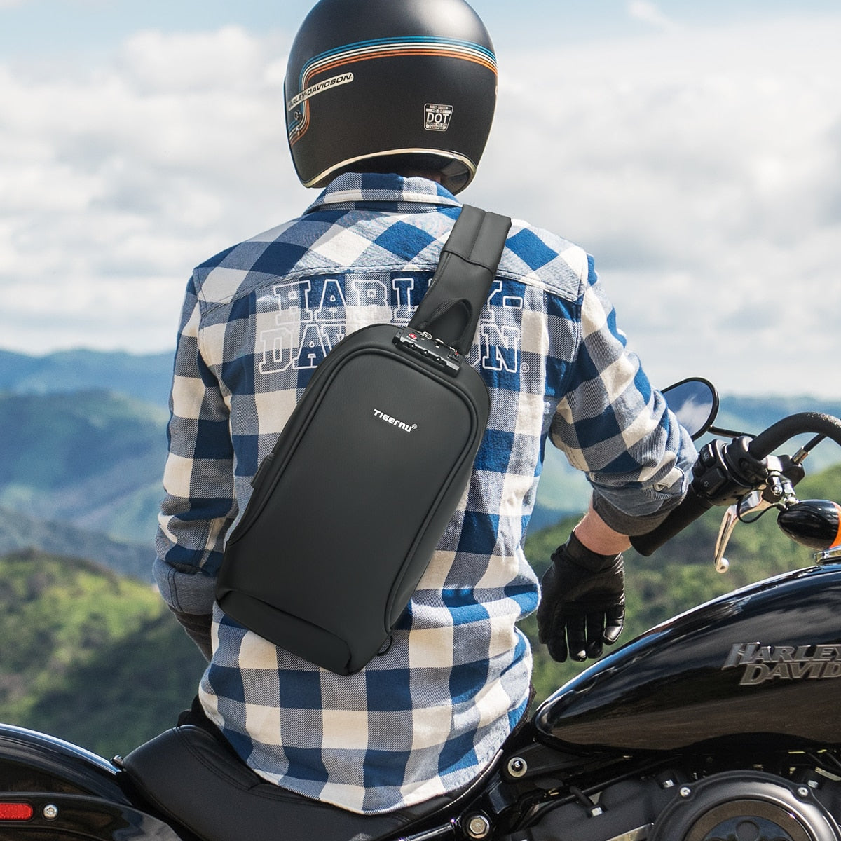 Motorrad-Umhängetasche | Spritzwassergeschützte Brusttasche | Umhängetaschen für Herren | Reise-Brusttasche | USB-Lade-Kuriertasche | Taktische Brusttasche