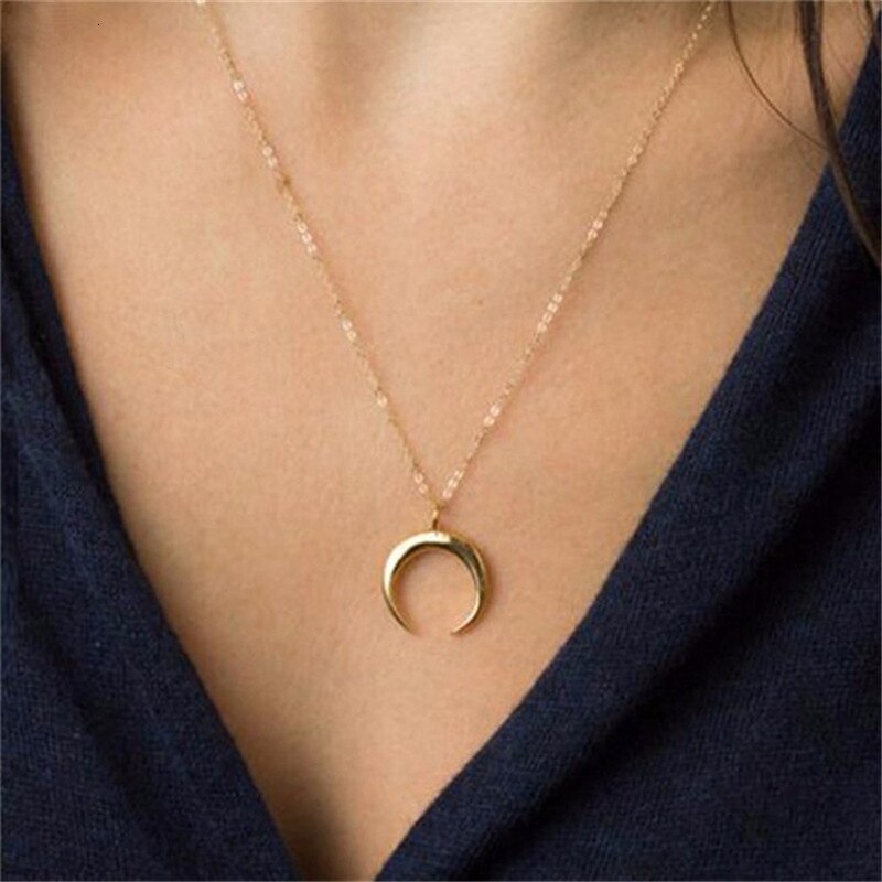 Personality Moon Women Necklace Female Clavicle Chain Plating Gold Silvers Crescent Pendant Necklaces For Friend Gift